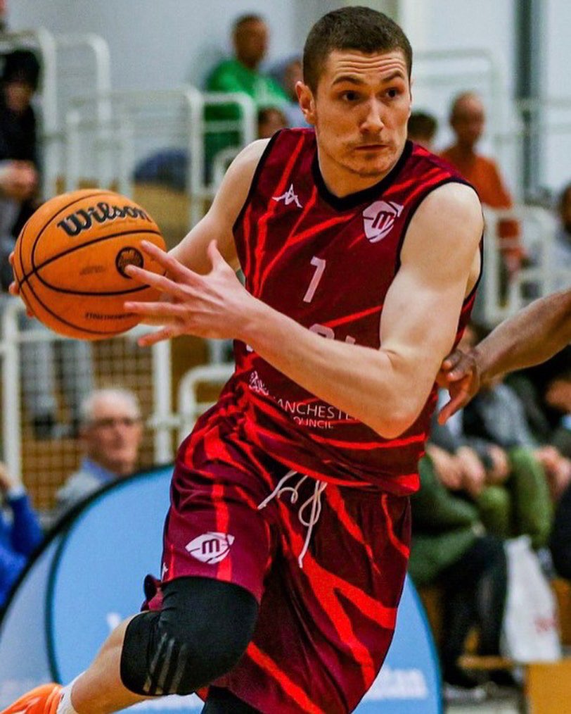 academybballeng's tweet image. Joe Buchanan and Matthew Goodwin lit it up for Manchester Magic in their 107-68 #EABL win over SGS 🔥

🔴 Buchanan: 28pts, 7rbs, 4ast, 32eff
🔴 Goodwin: 29pts, 6rbs, 6ast, 25eff
