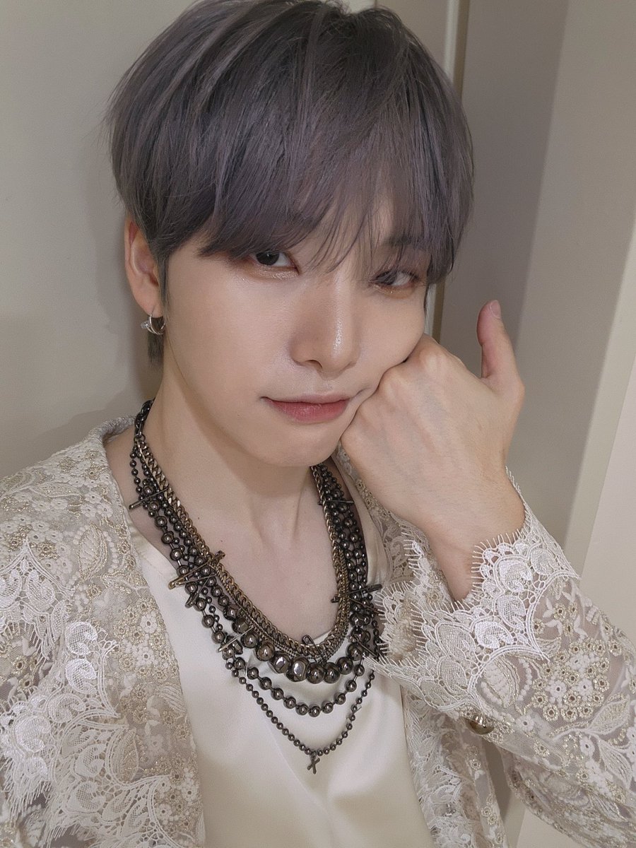 181023 | BSTAGE

🐿️ Boa noite~~~🫰

#ONEUS #SEOHO #원어스 #서호