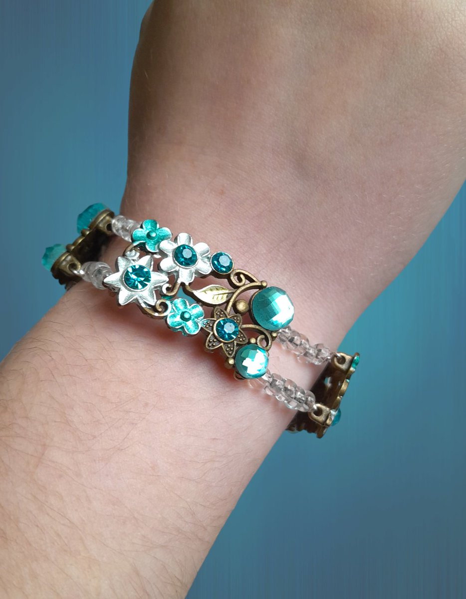 Excited to share the latest addition to my #etsy shop: Blue flower slider beaded metal bracelet, Blue flower beaded metal and glass beaded bracelet, blue flower jewelry, floral bracelet etsy.me/48Wpyps #blueflowerbracelet #bluefloraljewelry #flowerjewelry