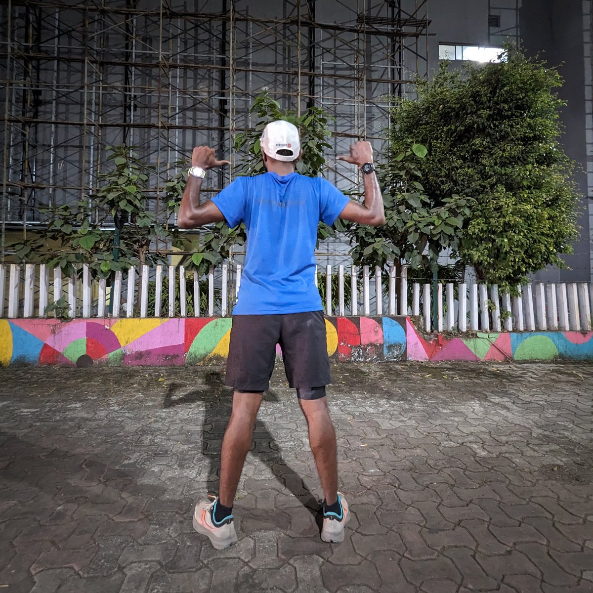 runkarthikrun's tweet photo. Day 4 of Navratri, 🟦 it is!
Done and dusted with my 3rd edition of #NavRun - 9 days of running 99kms!
Wishing everyone else the best for the next 5 days. You are halfway there!🙌🔥 https://t.co/4zBQTw4dwT