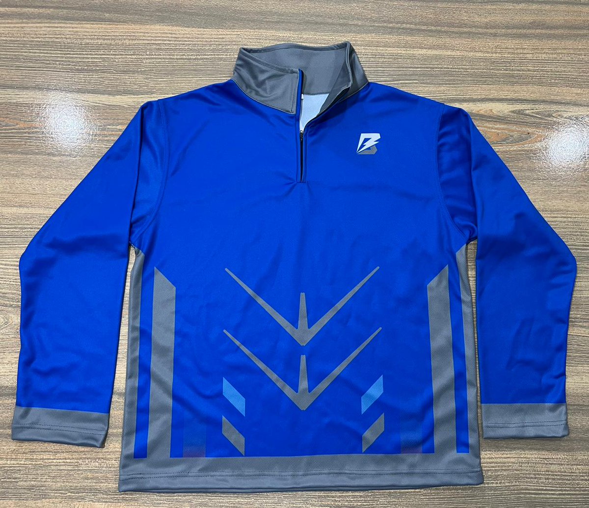 BlingSports1's tweet photo. "Team unity starts with custom style! Elevate your game with our customized Qtr-Zipper.   #TeamSpirit #CustomGear #WinningTogether #CustomQuarterZip #blingsports #PersonalizedGear #TeamCustomization #LogoQuarterZip #CustomAthleticWear #BespokeSportswear #UniquePerformance https://t.co/kfKVFudPrz