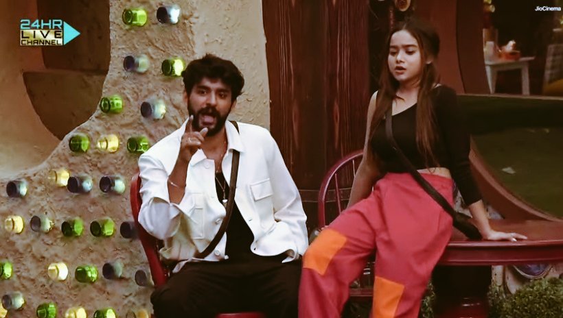 Pema_pov's tweet photo. BB literally got lucky with these two... They both gave their heart &amp; soul to the show to make it worth watching for the audience. They didn't get their due on the show tho... But I'm so glad the audience made them feel loved, they deserve it. 

ABHI X MANI OWN ABHISHA
#Abhisha https://t.co/UDlsHvxXWJ