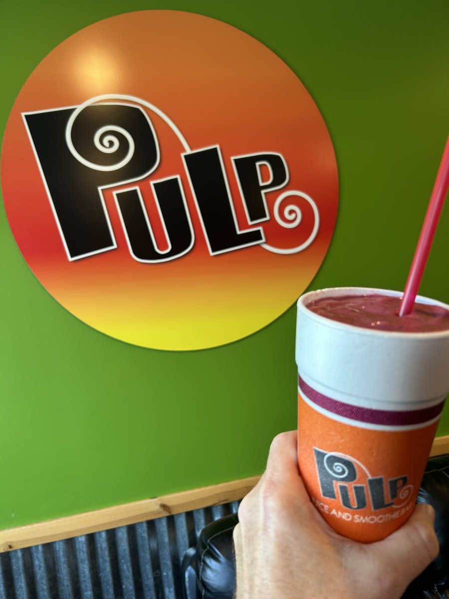HeightsPulp's tweet photo. Our three Berry is made with strawberry juice, strawberries, blueberries, raspberries and raspberry sherbet.

Come try one today.

We are open 9am - 9pm everyday.
🚗doorsash🚗
🥤🥤🥤🥤🥤🥤🥤🥤🥤🥤 https://t.co/ltQ8Bu0N7b