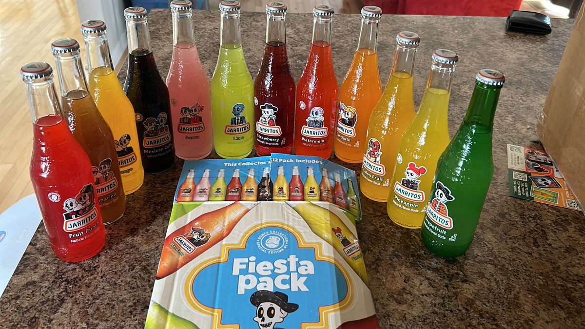 6Sloshy's tweet photo. Shoutout @Jarritos for the care package 🤩 #QueBuenosSon #FiestaPack https://t.co/dpymxqSRog