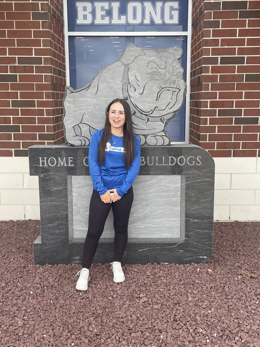 DefianceHS's tweet image. Freshman Ava Hesselschwardt - the 1st female in the history of Defiance HS to qualify as an individual for the state golf tournament.

Ava will be competing Friday and Saturday in the girls D1 state tournament at Ohio State. 

Congratulations  Ava and best of luck!