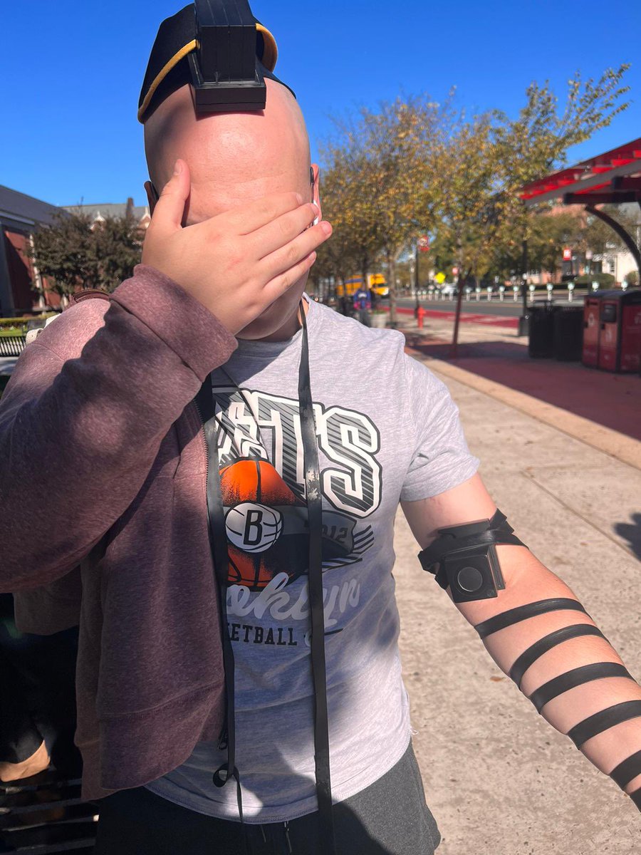 Mitzvah4Israel's tweet photo. Rabbi Y. Weinstein wrapping Tefillin with students at Rutgers University 🔥💪 #MitzvahForIsrael 

#StandWithIsrael #JewishUnity #IsraelSolidarity #PrayForIsrael #Israel #IsraelUnderAttack #Istandwithisrael #Rutgers #newyorkcity #roudjew #mitzvahforisrael #IDF
#tefillinforisrael https://t.co/1mz5qLAdpG
