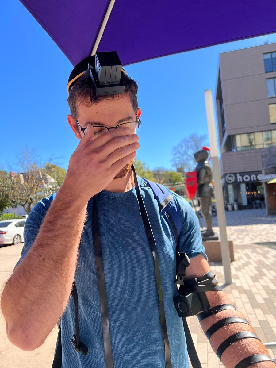 Mitzvah4Israel's tweet photo. Rabbi Y. Weinstein wrapping Tefillin with students at Rutgers University 🔥💪 #MitzvahForIsrael 

#StandWithIsrael #JewishUnity #IsraelSolidarity #PrayForIsrael #Israel #IsraelUnderAttack #Istandwithisrael #Rutgers #newyorkcity #roudjew #mitzvahforisrael #IDF
#tefillinforisrael https://t.co/1mz5qLAdpG