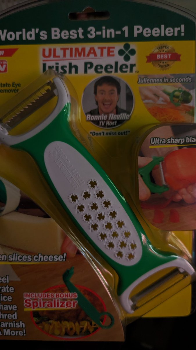 Sirfluffysnugg1's tweet photo. I keep forgetting to post this but before I left my last stocking job I found this gem @Jacksepticeye 👀 https://t.co/XgKIEod39E