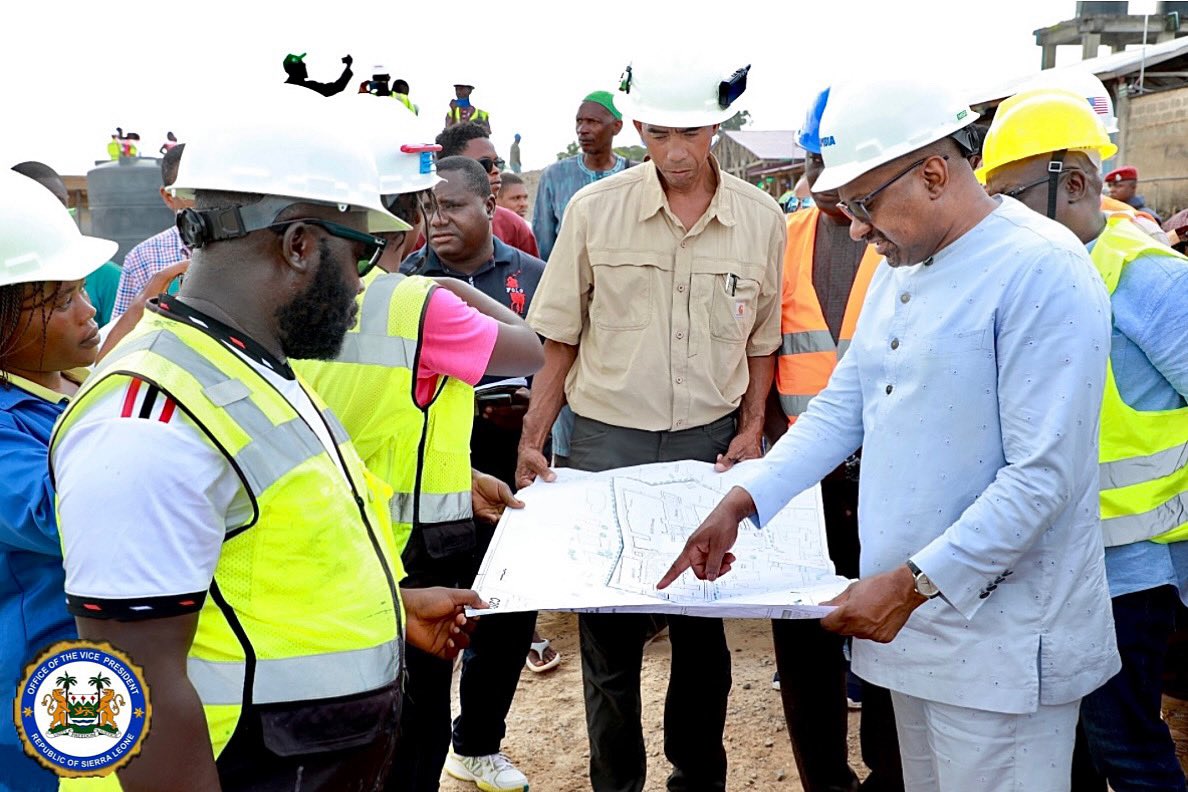 His Excellency <a href="/PresidentBio/">Barram</a> made a promise to the people of Kono, and we shall certainly deliver on the key presidential priority projects. These include the Koidu-Mafindor road, Kono University of Science and Technology, Safe Water Project and 24-hour Côte d'Ivoire, Liberia,