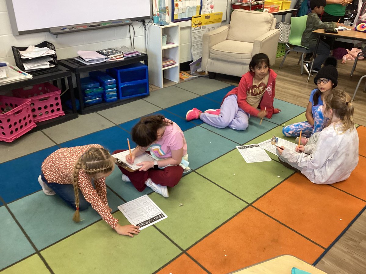 TinaReckampBMS's tweet photo. 5th and 2nd grade buddies @HoughStreet220 continue to write our spooky stories #BSD220 https://t.co/CQXO49j5Hr