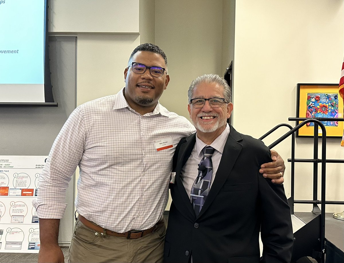 Shout out to <a href="/CALSAfamilia/">CALSA</a> hermano @PeteFloresIII on delivering a powerful presentation, “Creating a Culturally Proficient Learning Environment,” at the @LosAngelesCOE Ethnic Studies 3-day fall Institute.’ TY for inspiring! <a href="/juansantos1976/">Dr. Juan M. Santos</a> <a href="/zjgalvan/">Dr. Zandra Jo Galván 🩷</a> <a href="/BUSDFuentes/">Dr. Roxane Fuentes</a> <a href="/kenmagdaleno/">Dr. Ken Magdaleno</a>