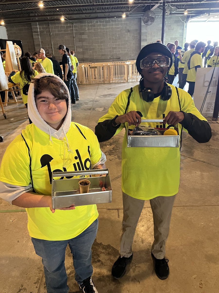 We had another great trip at the Build My Future event!! Thanks again to the Home Builders Association for putting it on. #gocavsgo