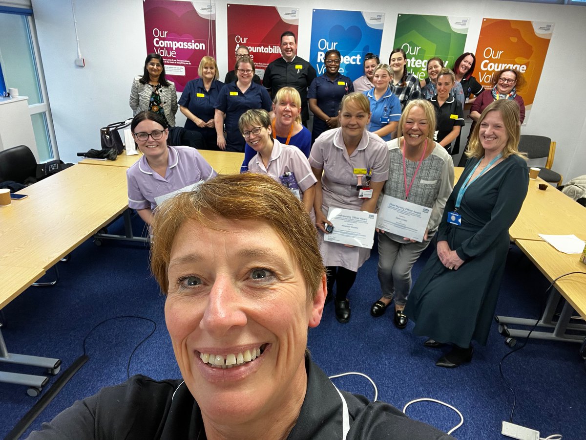 Jayne Skippen (@jayneskippen1) on Twitter photo What a great privilege to recognise 4 of our Health Care Support colleagues with Chief Nurse awards. Such a brilliant achievement- very proud of you all. Thank you <a href="/HigginsYvonne/">Yvonne Higgins</a> for presenting the awards @KGH_CEO for reflecting on team KGH achievements- great work! What a great privilege to recognise 4 of our Health Care Support colleagues with Chief Nurse awards. Such a brilliant achievement- very proud of you all. Thank you <a href="/HigginsYvonne/">Yvonne Higgins</a> for presenting the awards @KGH_CEO for reflecting on team KGH achievements- great work!