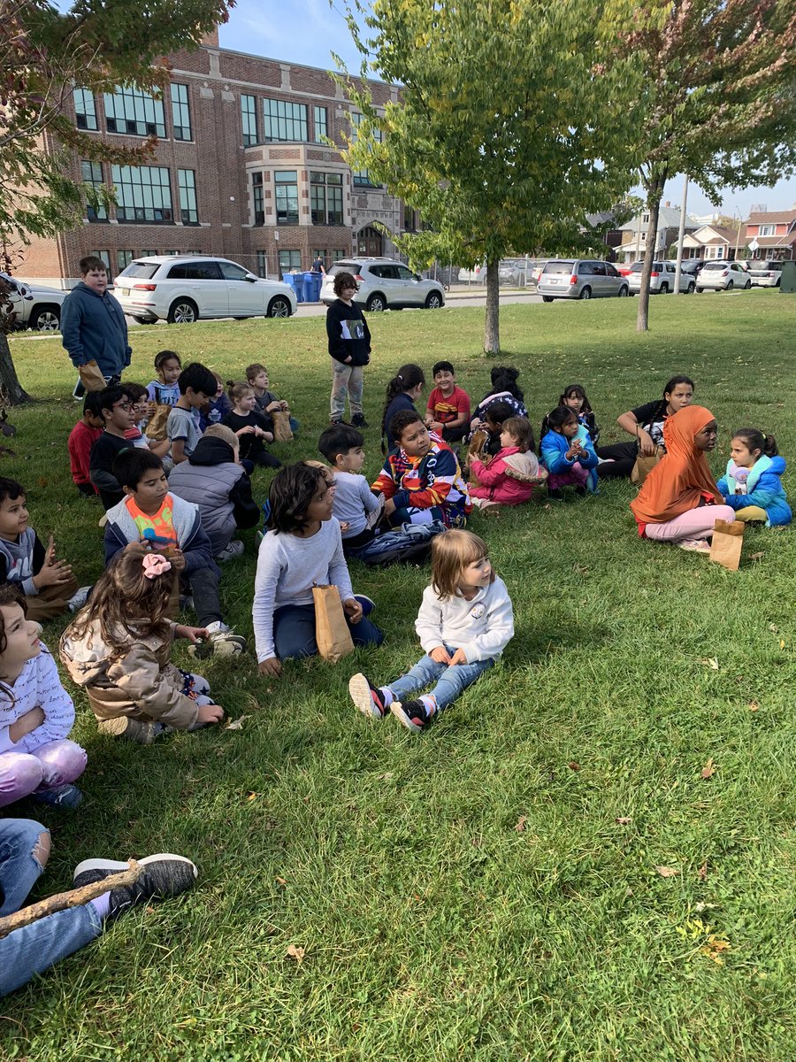 R. Flynn tweet media