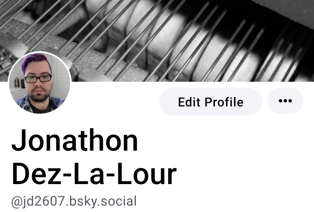 Jonathon Dez-La-Lour tweet media