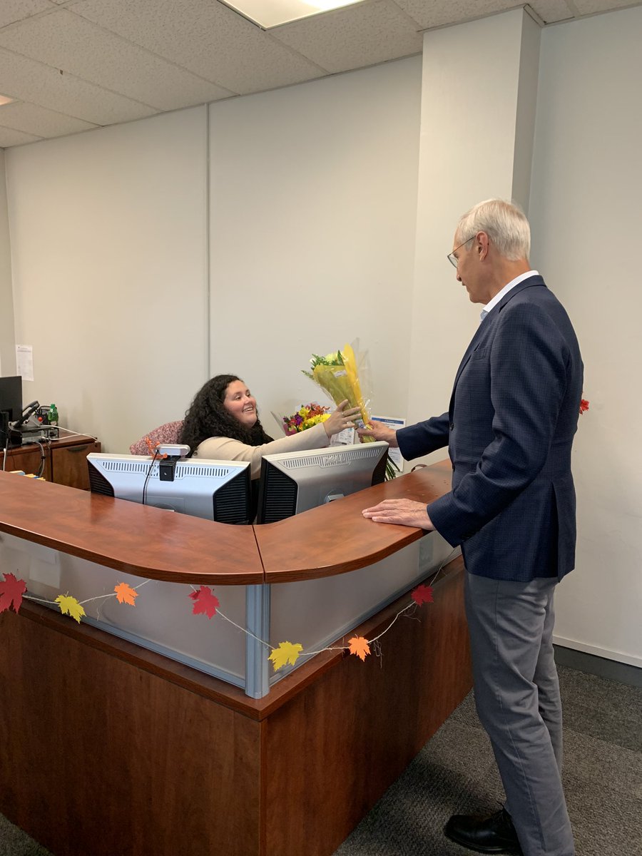 CityOfNashuaNH (@cityofnashuanh) on Twitter photo 8th annual #PetalItForward day; <a href="/FORTINGAGE/">Fortin Gage Flowers & Gifts</a> is giving out 513 bouquets with financial help from <a href="/SNHHealth/">Southern NH Health</a> â thank you! 8th annual #PetalItForward day; <a href="/FORTINGAGE/">Fortin Gage Flowers & Gifts</a> is giving out 513 bouquets with financial help from <a href="/SNHHealth/">Southern NH Health</a> â thank you!