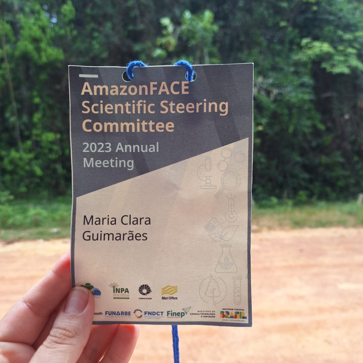 We are in Manaus for the 1st time since Covid! For many of us Feb 2020 was the last time we met in person.
We got to see the plots built.
We are now discussing our 5 research areas, redesigning and defining our scientifical questions to be answered by AmazonFACE experiment.
