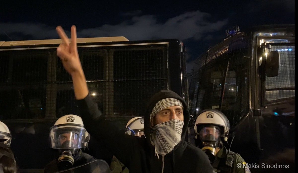 Περισσότεροι από 10000 διαδηλωτές στη συγκέντρωση υπέρ των Παλαιστίνιων στην Αθήνα