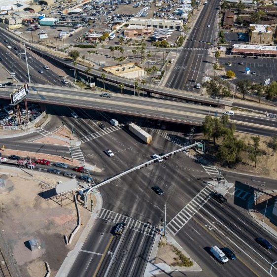 ArizonaDOT's tweet photo. ADOT to hold Oct. 25 public hearing on Grand/35th Ave study

Draft recommendation features elevated 35th Ave/Indian School Rd intersection

MORE: https://t.co/sk1FmMLaOa https://t.co/iP6oBmjSl8