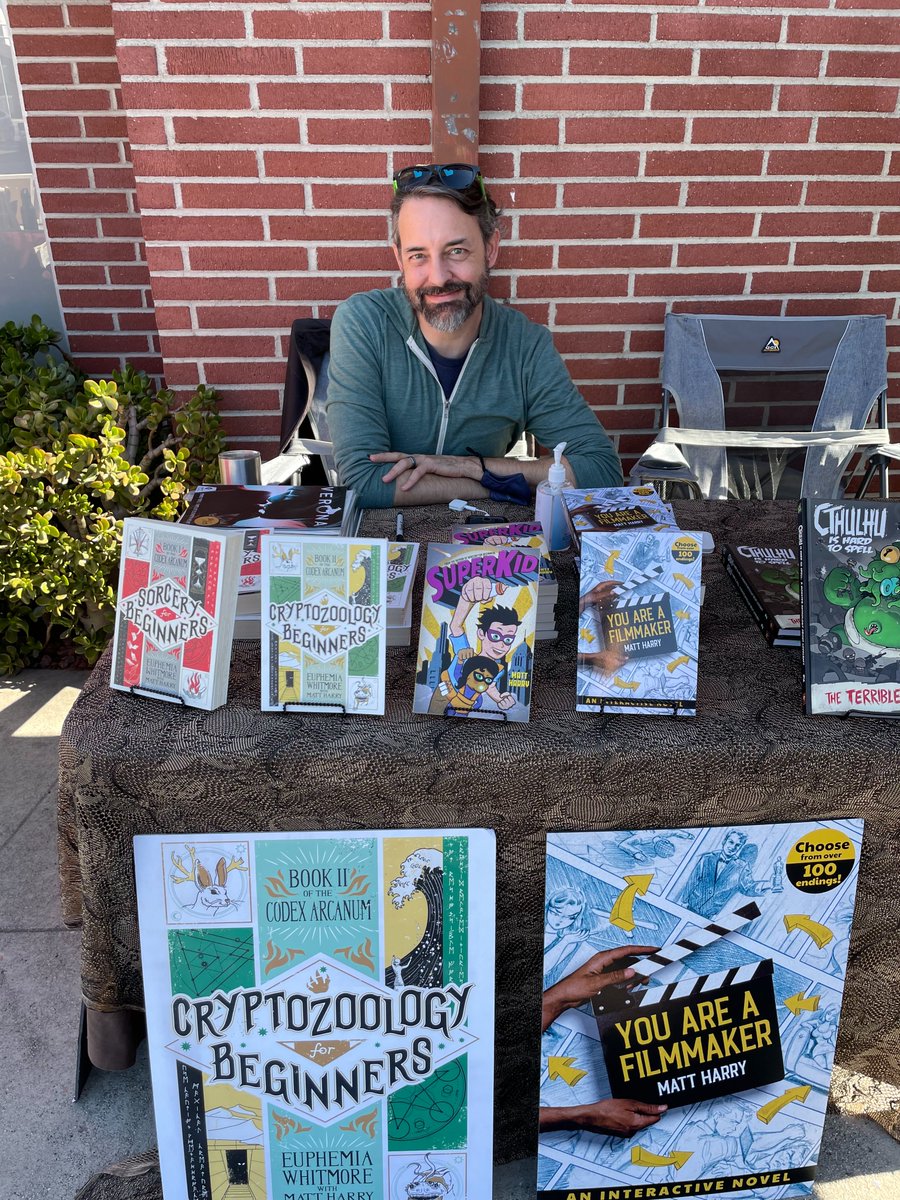 mattharrymh's tweet image. Hey Xwitter! 8 facts about me: 

- Big ideas
- Quirky characters
- Pubbed 4 novels
- Created an immersive rom com
- Edited The Bachelor
- Finalist - Sundance Episodic, Austin, Stowe, Nicholl
- Story structure superfan
- Ready to staff

#WGAStaffingBoost
#WeAreTheIWC
#ScreenPit