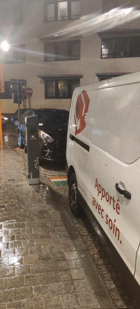 Goe bezig <a href="/bpost_nl/">bpost</a>... Laadpaal gijzelen