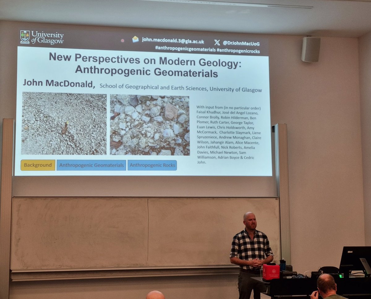 It was excellent to see @DrJohnMacUoG giving his Clough Memorial Award lecture @EdinGeolSoc tonight. Who knew slag could be so interesting?