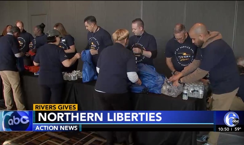 Hornercom's tweet image. Rivers Gives was a huge success @riverscasinophl and @WinBigRivers! More than 6,000+ Team Members from all Rivers Casino locations made a difference in their local communities.