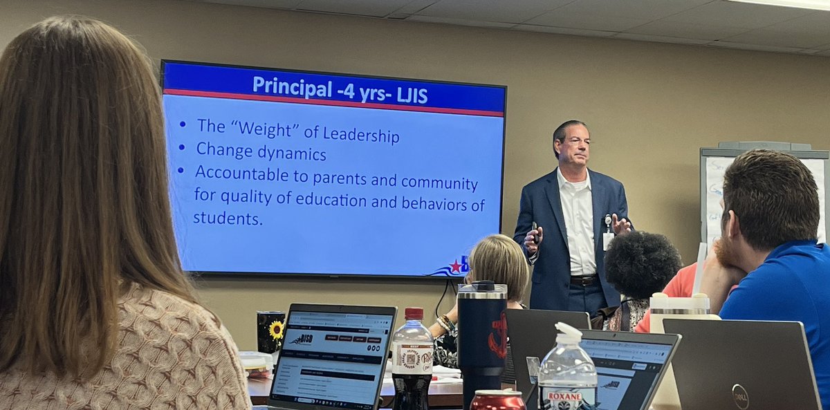 Our fearless leader, @DannyMassey44, is sharing his path to leadership with our #AspiringAdmins and we are grateful for his insights! 🌟 #BISDpride @richard_yoes