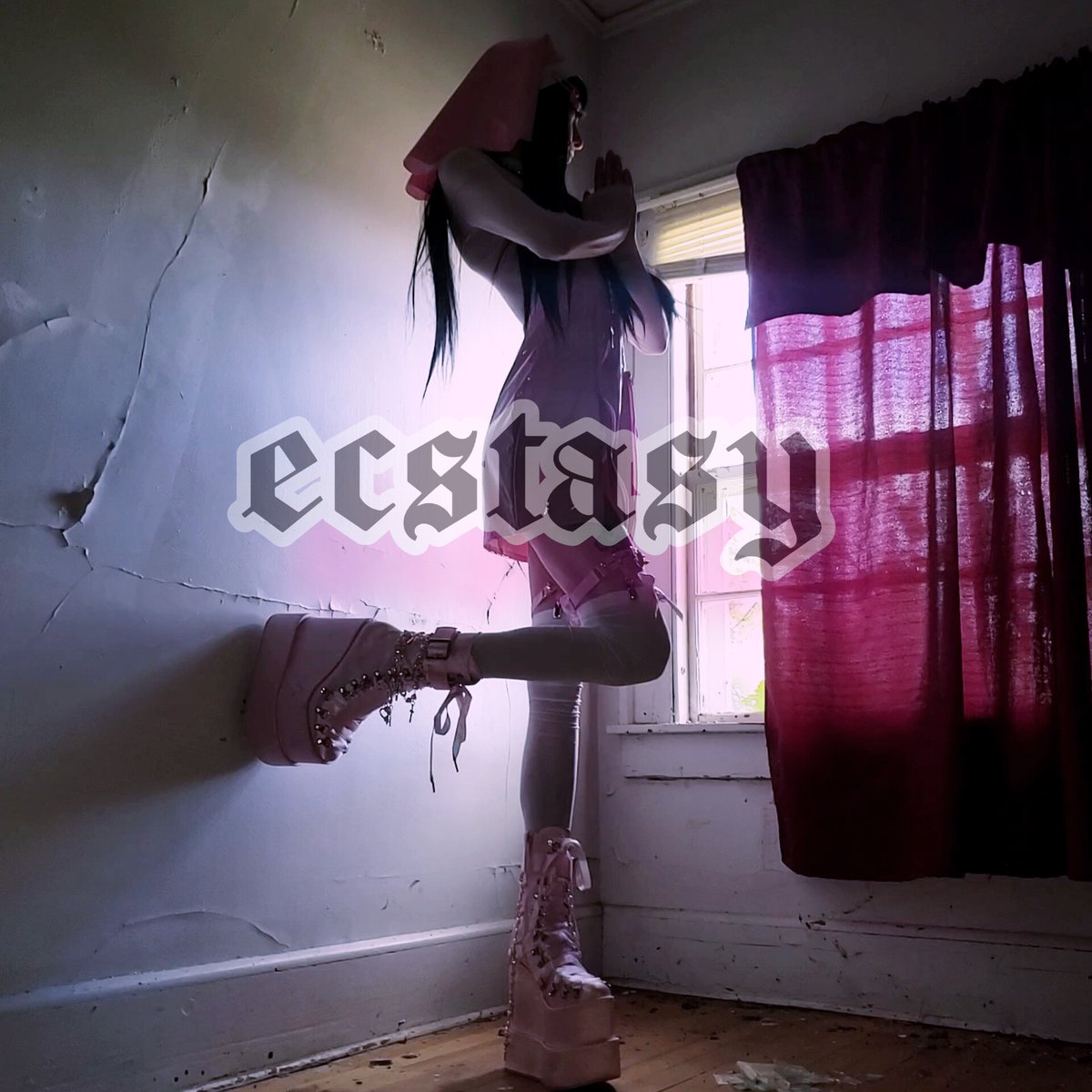 _Dolliebear's tweet photo. New beat! ♡

Listen to SUICIDE IDOL - ECSTASY (DOLLIE REMIX) by DOLLIE BEAR on #SoundCloud
https://t.co/CnLvmv6iTs https://t.co/qAXraG4OFV