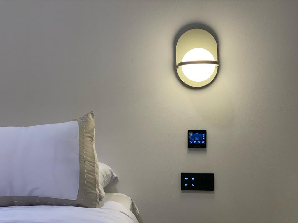ZennioSpain's tweet photo. Fin del primer día de @InteriHotel 2023. ¿No has podido visitarnos?
Te esperamos hasta el viernes en nuestro stand (E06) para mostrarte las últimas novedades en #domótica para alojamiento turístico.
#zennioeverywhere #KNX #interiorismo #interihotel #interihotel2023 #arquitectura https://t.co/8MYJtPsXcj