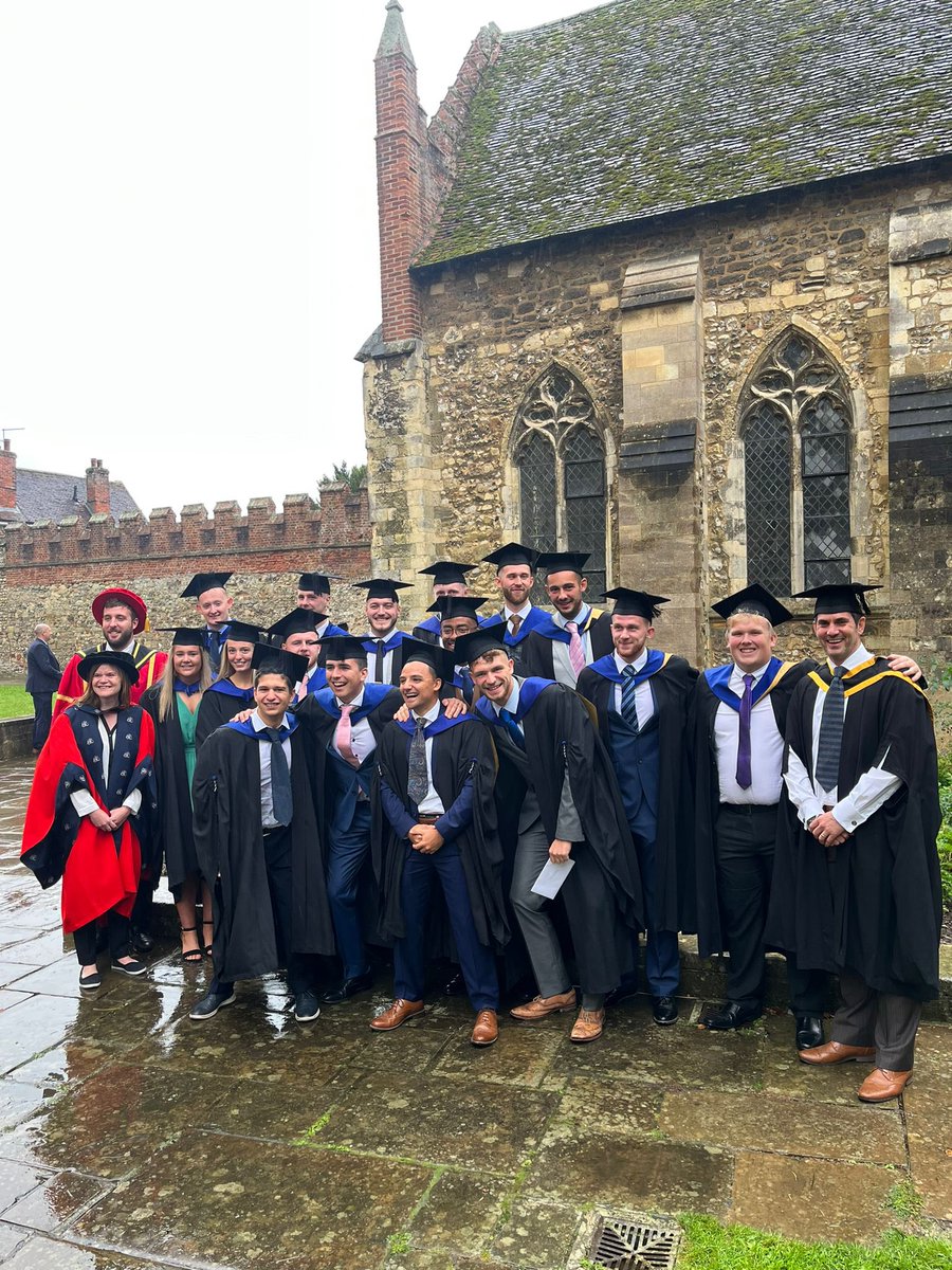 Graduation day today for our <a href="/chiuni/">University of Chichester</a> BSc (Hons) Football Coaching &amp; Performance and our BA (Hons) Football Development graduates 🙌⚽️ Huge futures ahead of our graduates 🎓👊 @ChiUniSport