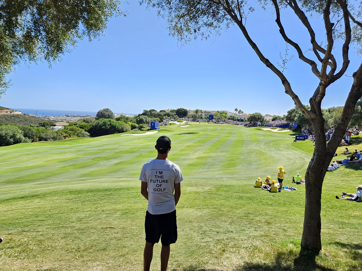 manugolfing's tweet photo. I'm the future of golf
I've seen this guy before (at @SolheimCup2023 and @RyderCupEurope 😉😊⛳😎), now at @accionaopen! @DPWorldTour
#NextGenGolf https://t.co/tlSUvhTWb3