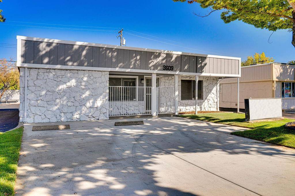 TeamSingh1's tweet photo. 3609 Marconi AVE, Sacramento, CA 95821 just hit the market!
Take a look at this awesome space: https://t.co/LetA7boGUE https://t.co/oqwgOwzQcx