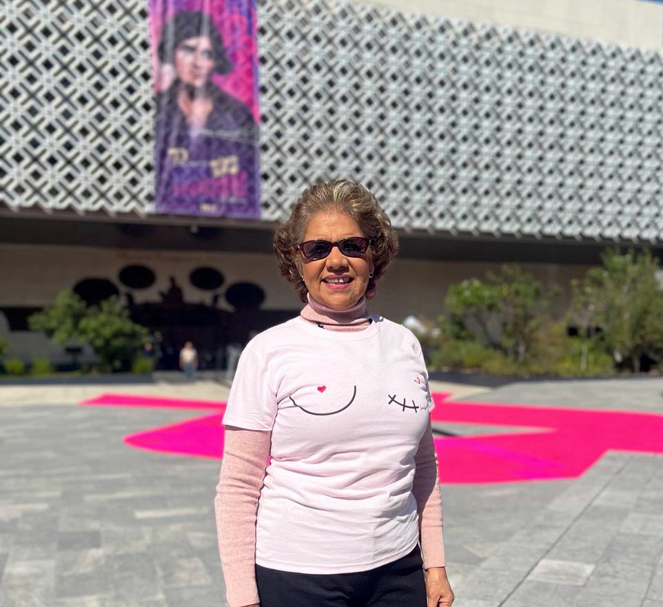 En honor al #DíaInternacionalContraCáncerMama participé en un acto simbólico desde la <a href="/Mx_Diputados/">H. Cámara de Diputados</a> donde reflexionamos sobre la trascendencia de esta enfermedad, y recordamos la importancia de una detección oportuna, la cual salva vidas. #MujeresVSCáncerDeMama💃🏽💪🎀