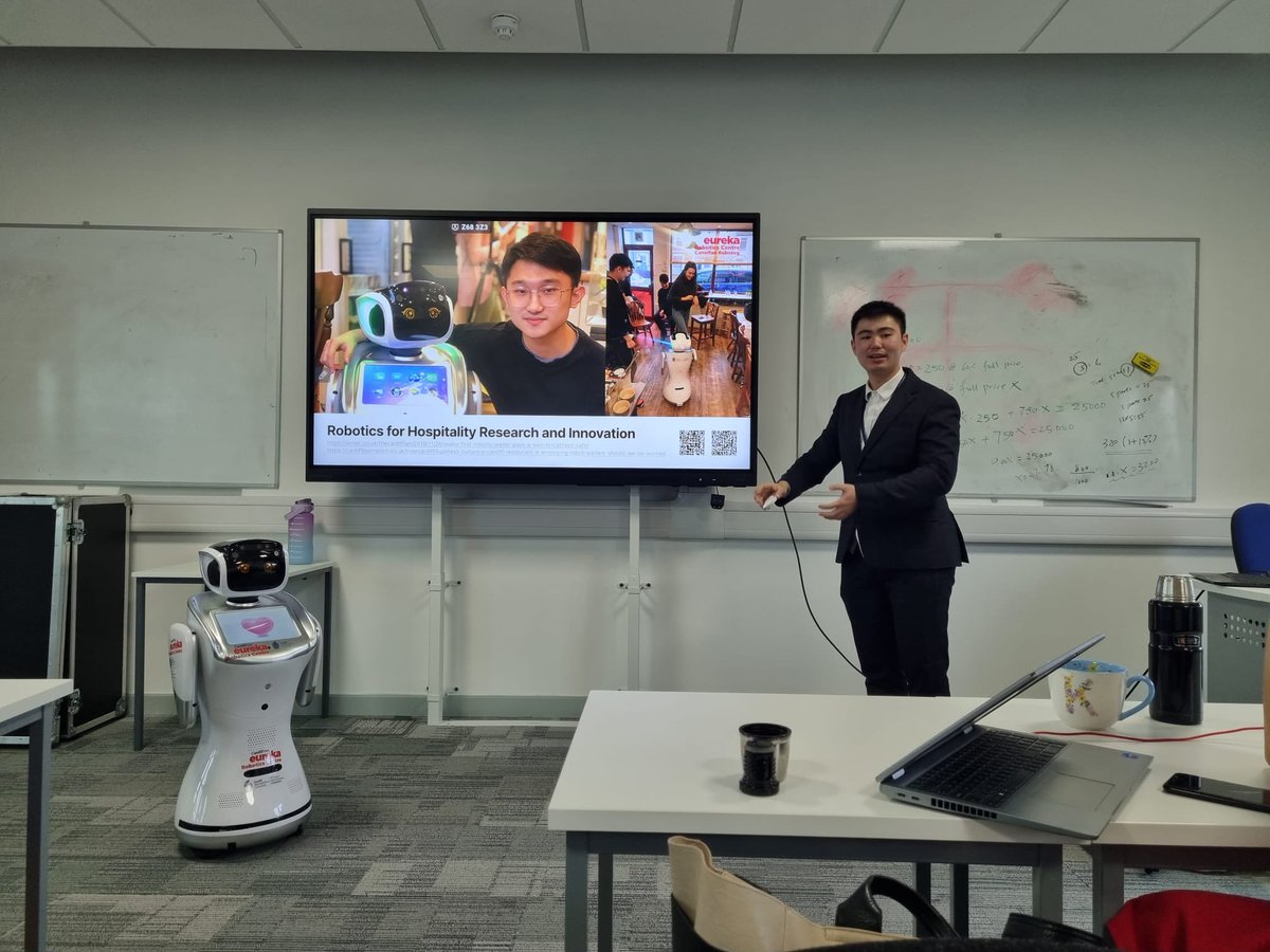 _Haolin_'s tweet photo. Privileged to have had the opportunity to share @eurekarobot’s work with the students at Cardiff School of Management. I’d like to express my gratitude to @DrKMinor for giving us this platform. I hope that this session will be beneficial for the students to learn about robotics. https://t.co/QZ5jgDa88R