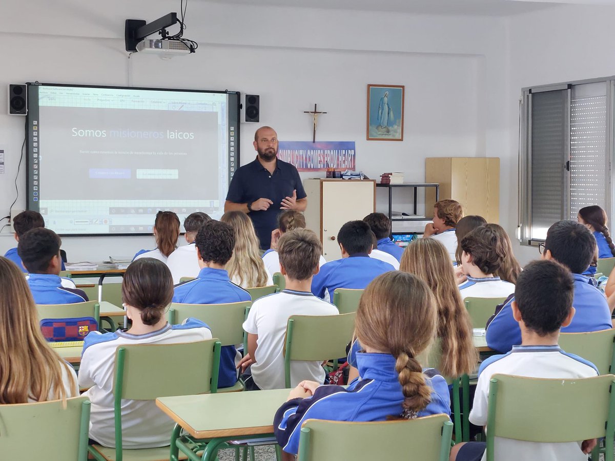Enmarcado en el mes de las misiones y acercándonos al #DOMUND, los alumnos de 1° y 2° ESO han conocido en profundidad los proyectos de #MISEVI. 
<a href="/misevi_es/">Misevi España</a> es una ONG de la Familia Vicenciana que cuenta con comunidades en Bolivia y Angola. 
Para saber más: misevi.es