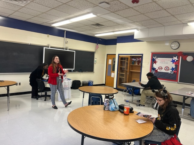 NHREC_CFAAT's tweet photo. Today we had the privilege to talk with the students at Denbigh High School to discuss options for their future. We truly enjoy telling students of all the options we have to offer as they prepare the next phaser of their journey.
#CFAAT #WeAreNewHorizons #CareerReady https://t.co/KlYN4dXdkg