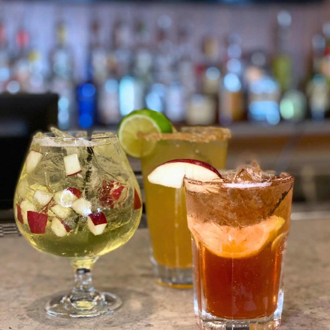 Chelo's Bar & Grille tweet media