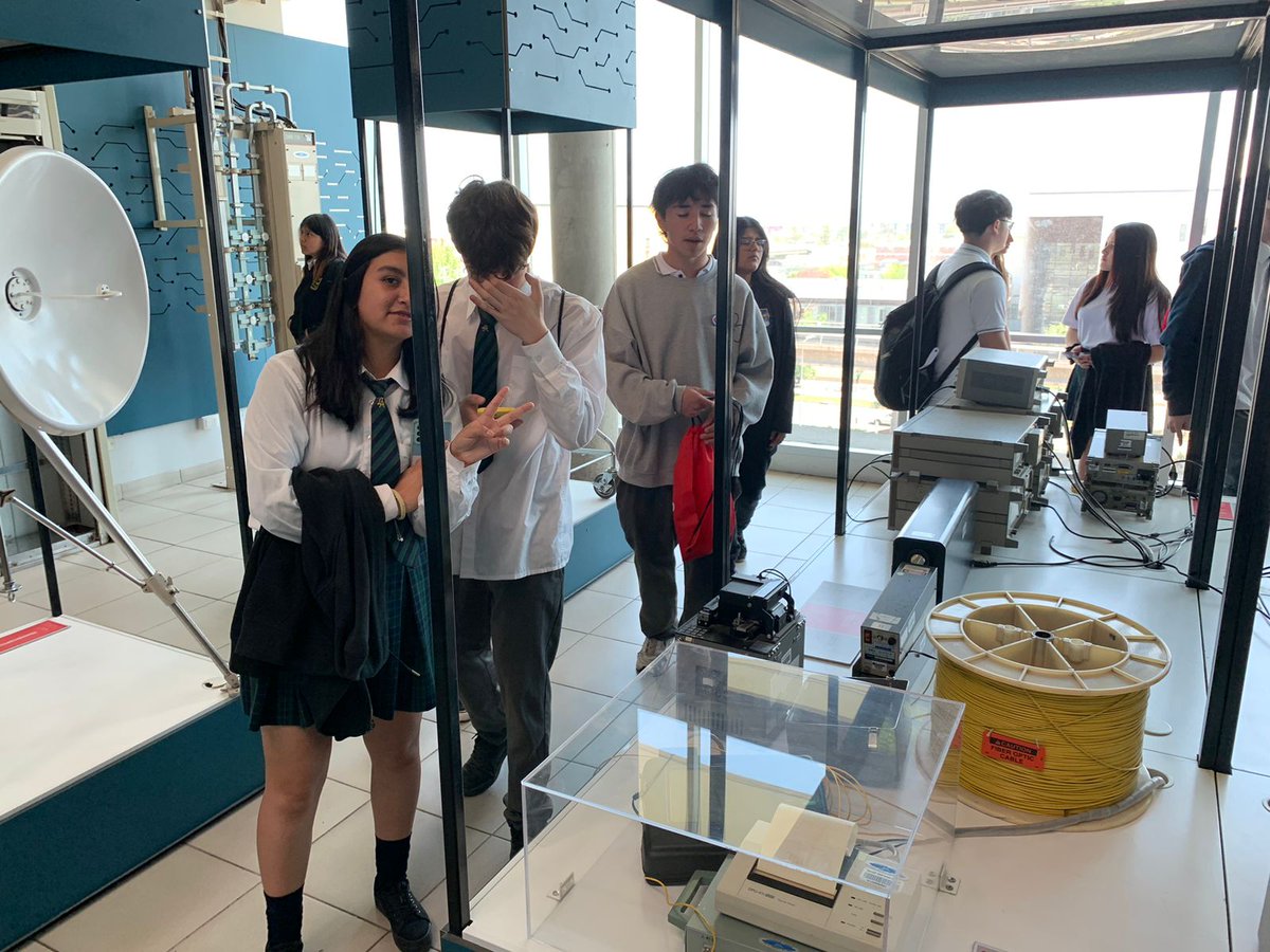 liceolat's tweet photo. ¡Día increíble para los alumnos de Química Industrial de 3°C y 3°D! Exploraron el Campus San Joaquín de la UC en el Tour Químico 2023 y visitaron la sede Sur de INACAP Santiago. ¡Una experiencia que inspira y fortalece su camino hacia el futuro! 🔬📚 #Educación #QuímicaIndustrial https://t.co/3JfPaCuLli
