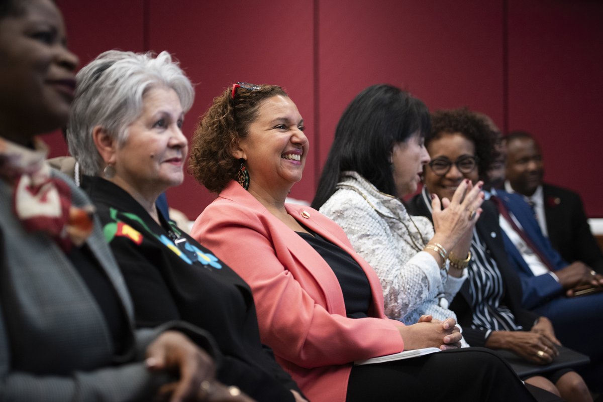 LeonieTchatat's tweet image. &quot;From Complaints to Actions&quot; #Resolutions2023 Overcoming racism together - a successful first conference on anti-racism in French Ontario. Closing with actionable solutions to eradicate racism in the Provence. A moment of proud and power with our distinguished guests.