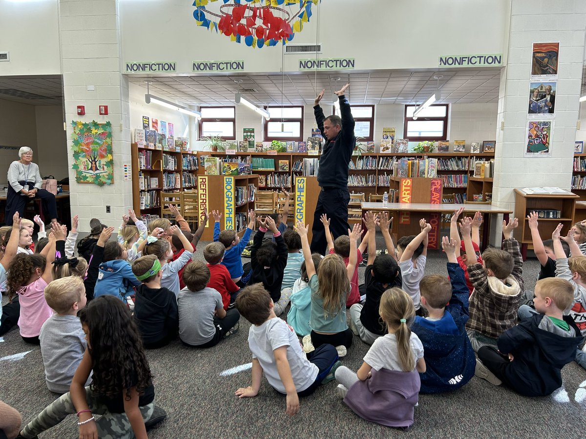 Thank you for visiting K at <a href="/PDSD_AstonES/">Aston ES</a> and teaching us about fire safety, Firefighter Hunger! 🧯👨‍🚒