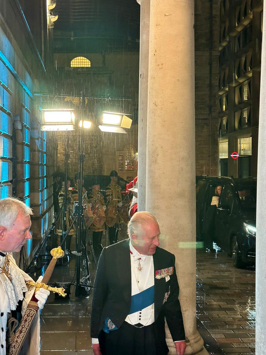 Rebecca English tweet media