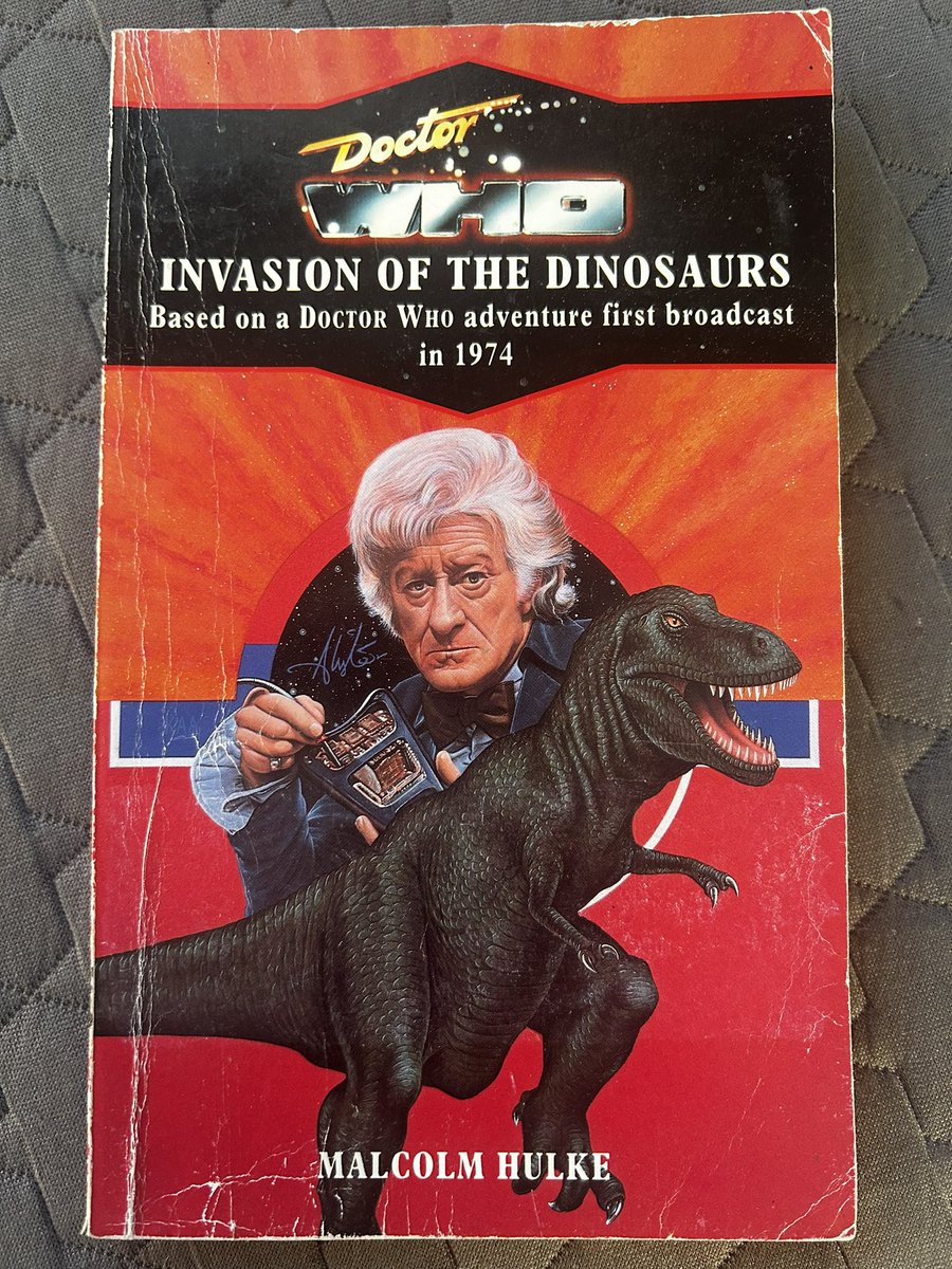 HTNantiques's tweet photo. Weekly #vintageshowandsell reminder that I also sell #doctorwho items over on eBay - Target, WH Allen, Virgin and BBC books, Dapol figures, Eaglemoss figures and more! 

https://t.co/oZrkKzVoF9

#targetbooks #doctorwhobooks #newadventures #missingadventures @DoctorWhoNovels https://t.co/xpYePC0aPL
