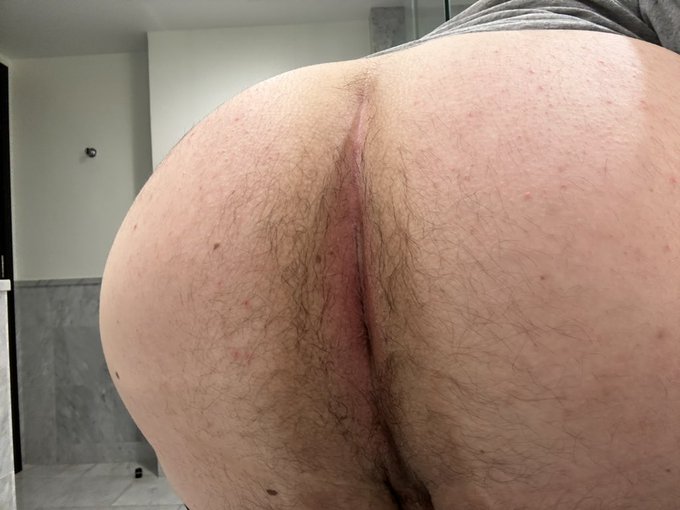 In the hotel all alone, wishing someone was gaping me rn https://t.co/sMcNAHqqTm<a href="/tag/ass"class="tags"><span>#ass</span></a>