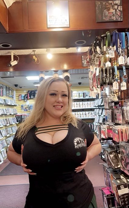 Cali trip was nice!  I wanted to give a big thank you to @SpankysOnline . Can&rsquo;t wait to show you all<a href="/tag/thick"class="tags"><span>#thick</span></a><a href="/tag/stockings"class="tags"><span>#stockings</span></a><a href="/tag/highheels"class="tags"><span>#highheels</span></a><a href="/tag/redlips"class="tags"><span>#redlips</span></a><a href="/tag/littleblackdress"class="tags"><span>#littleblackdress</span></a>