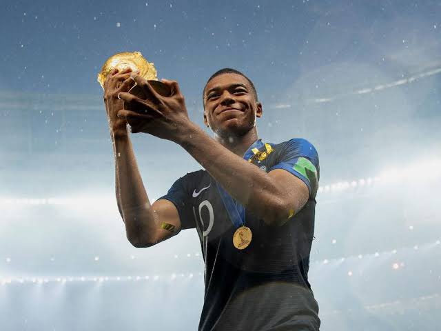 Loca_Moza's tweet photo. @TrollFootball https://t.co/kmLadp4WTd