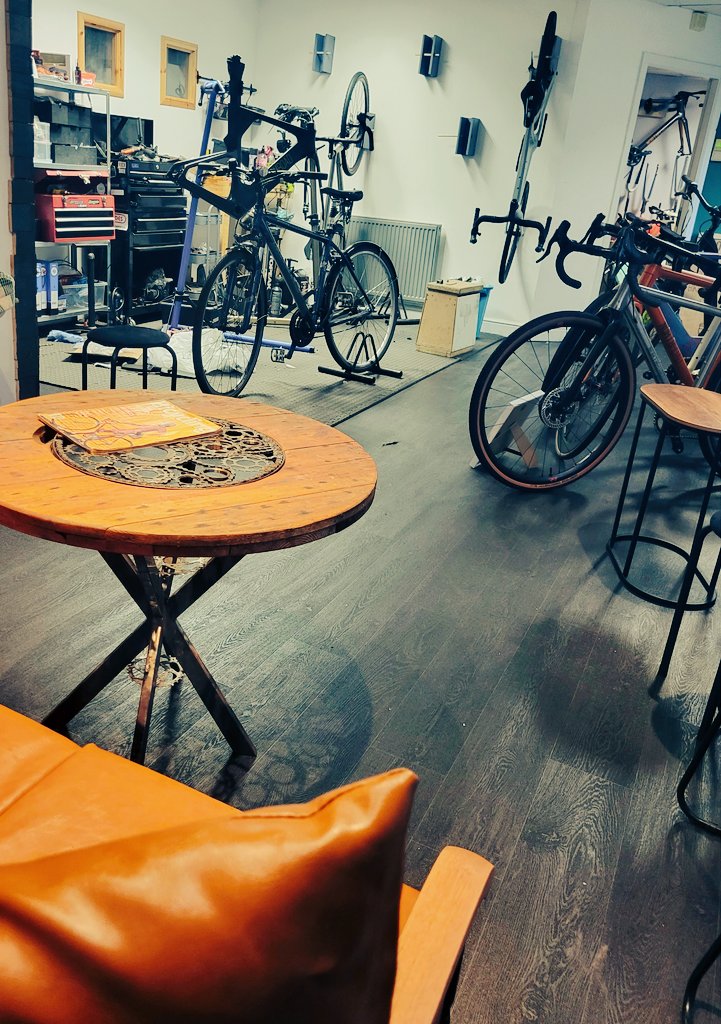 A coffee shop with a view.

You don't have to like bikes to visit the NorthRoad Bikery and enjoy  <a href="/2BTwoBrothers/">Two Brothers Coffee</a> coffee ... but where else can you sip your drink and watch <a href="/NorthRoadCycles/">NorthRoadCycles 🚴‍♂️</a> wrestle with TT bars?

Entertainment included!

northroadcycles.com/coffee-lounge

#coffee #bikes
