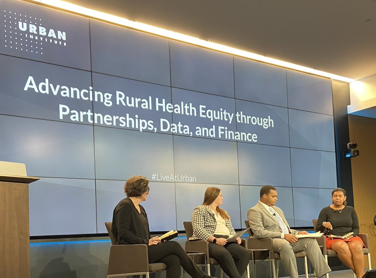 CommunitiesU's tweet photo. The @urbaninstitute and @PfRTorg  cohosted a panel on rural health challenges. @CommunitiesU Dr. Elaine Crutchfield offered introductory remarks. #LiveAtUrban https://t.co/vmdlo9vLOm