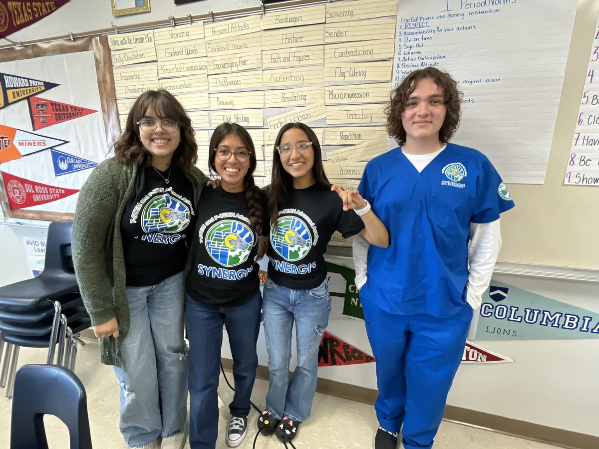 Our 1st #SYNERGISpirit Day of the 23-24 school year off to a great start @MontwoodHS! @MSynergi4 @HosaMontwood @MHS_ACE @MHSRobotics915 #CourageCreativityInnovation #ExcellenceForAll #EarnYourHorns