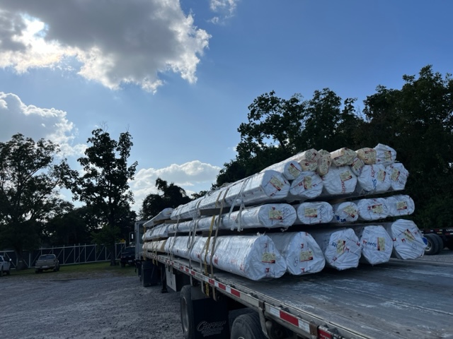 Industrial pipes on the move! 🚚

Do you have bulk freight that needs hauling? -  Contact us: hubs.ly/Q025_RQk0 

#logistics #transportation #industrialpipes